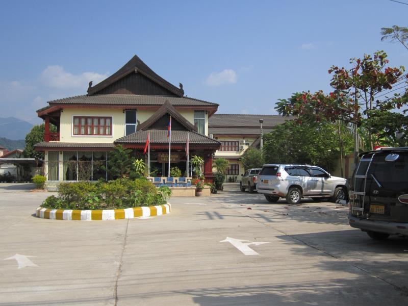 Khampaseuth Hotel Vang Vieng Buitenkant foto