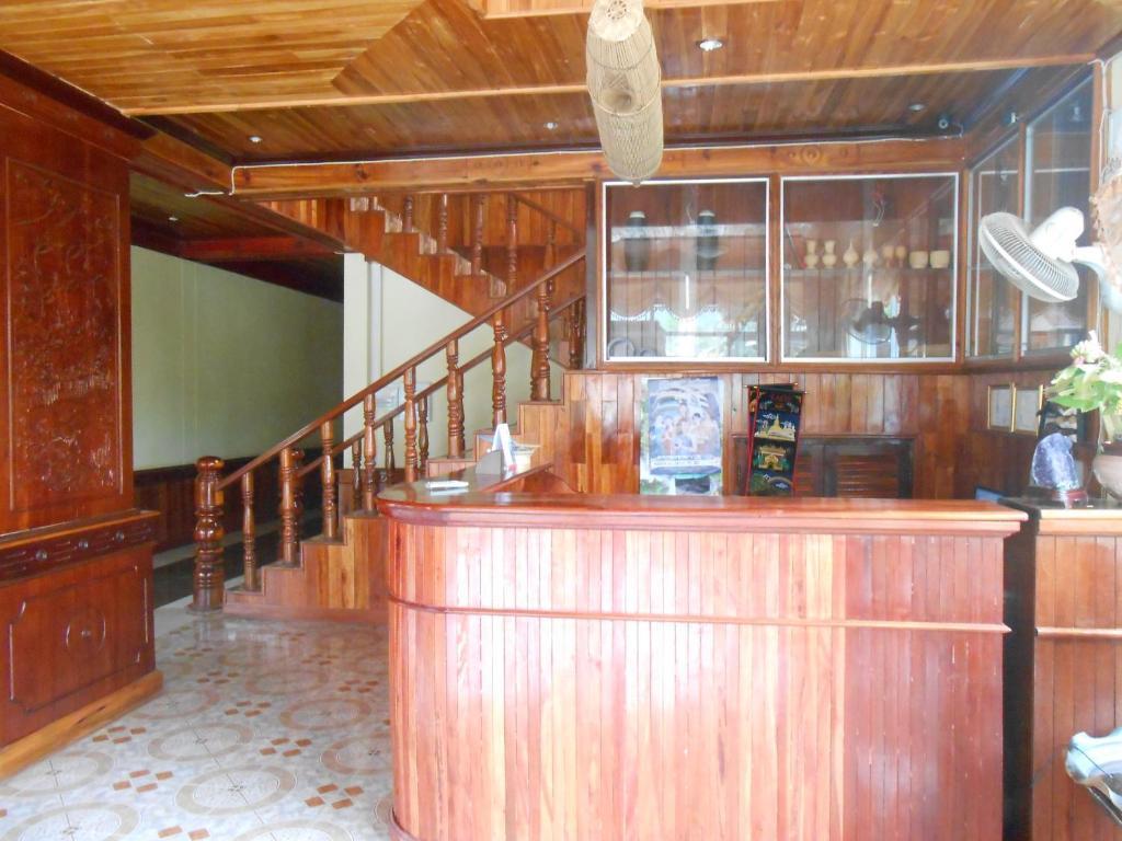 Khampaseuth Hotel Vang Vieng Buitenkant foto