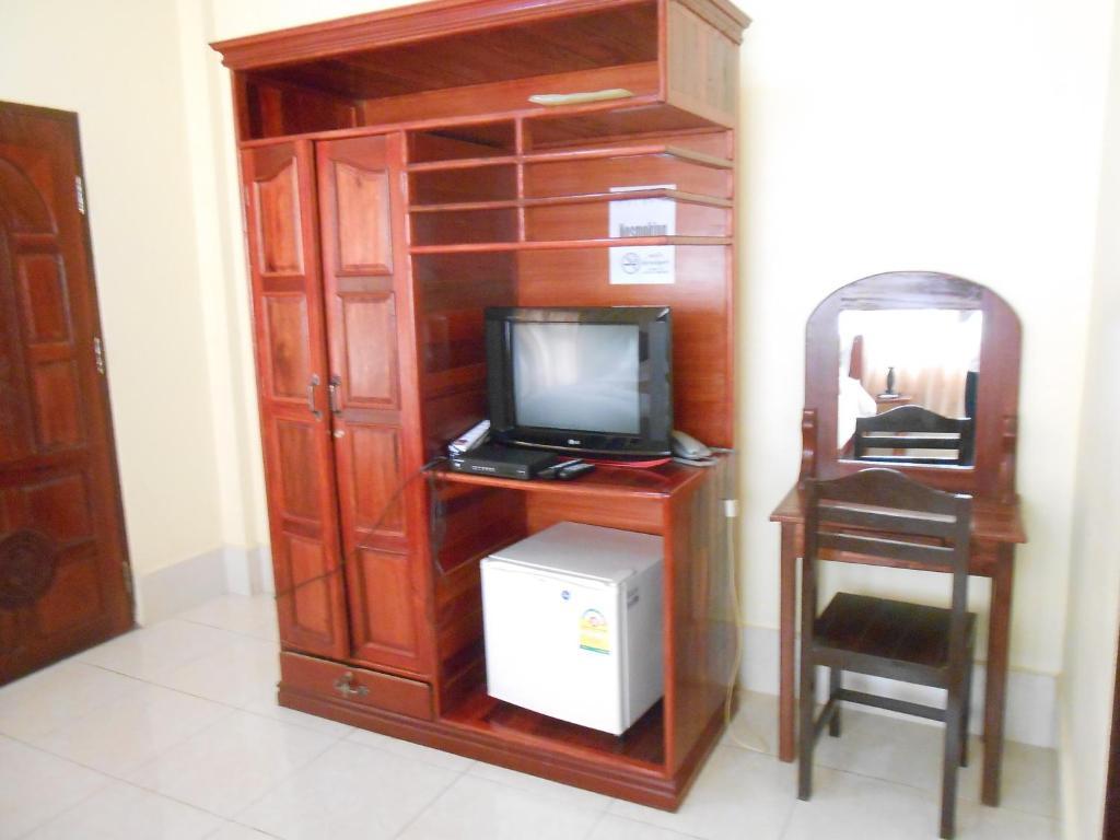 Khampaseuth Hotel Vang Vieng Buitenkant foto